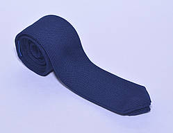 Синя в'язана краватка