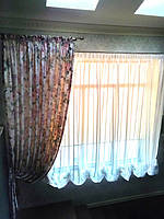 Воздушный тюль и прямые шторы с подвесками
