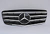 Решітка радіатора Mercedes W211 рестайл у стилі AMG (глянц/крим смужки), фото 7
