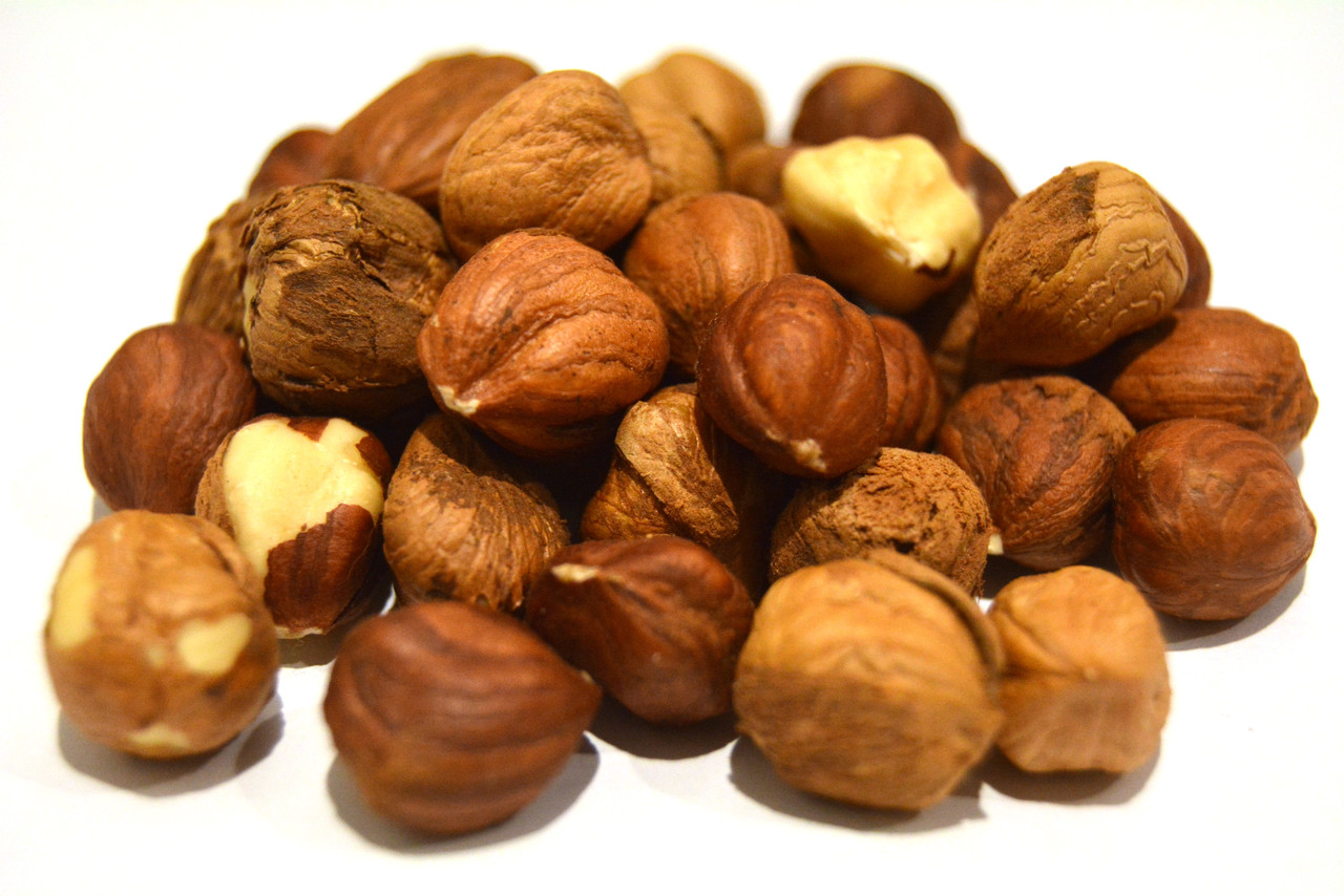 Фундук орех сырой: продажа, цена в Харькове. Орехи от "Мир Трав - трави ...