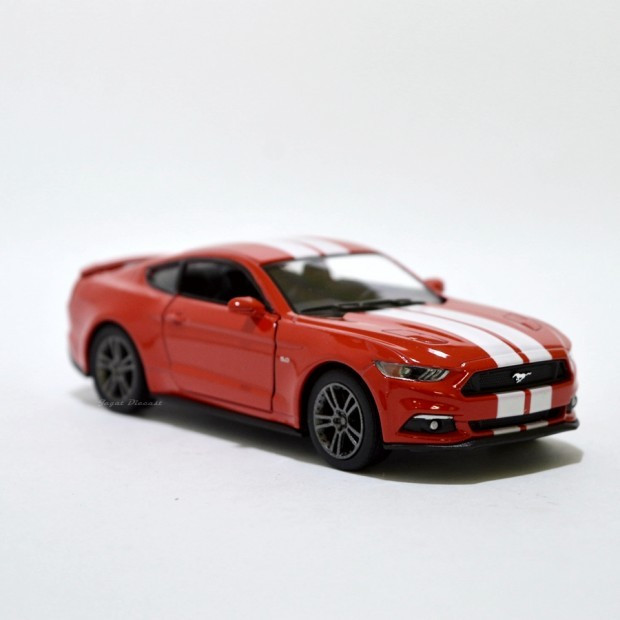 KINSMART Машина KT5386WF Ford Mustang GT