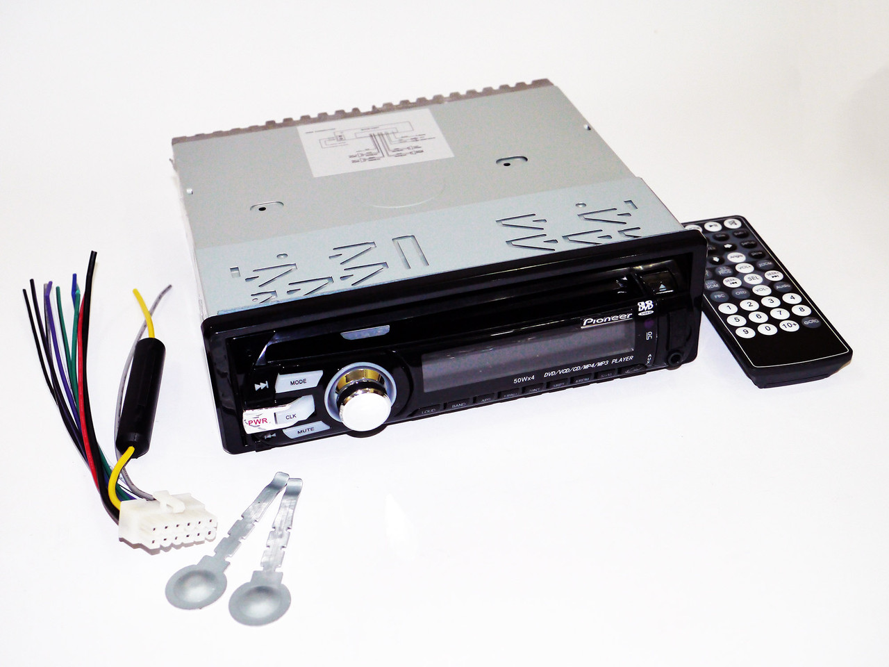 DVD Автомагнитола 3201 USB+Sd+MMC съемная панель - фото 3 - id-p505472561
