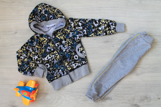 дитячий спортивний костюм для хлопчика малюнок графіті style-baby.com