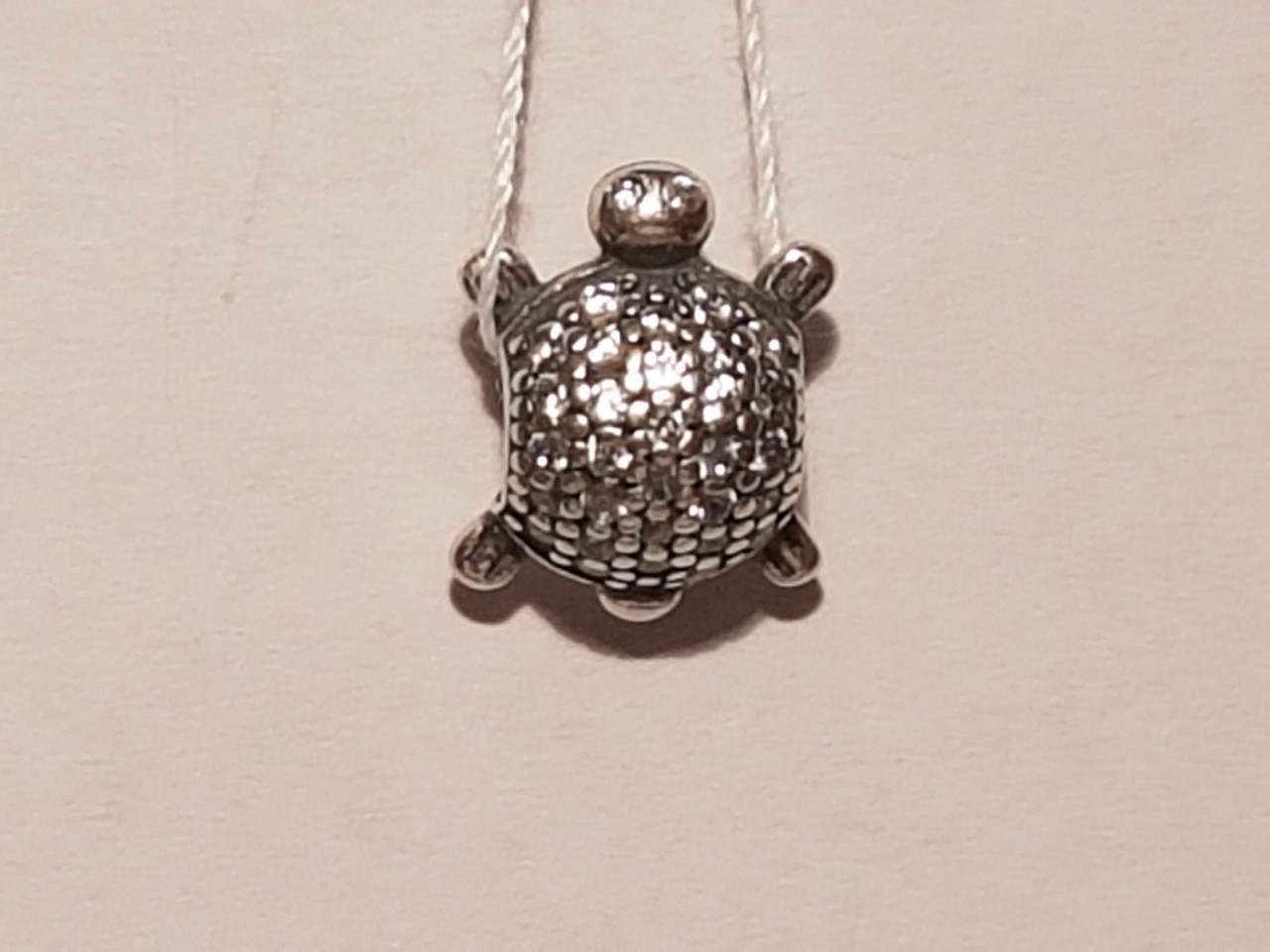 Срібна підвіска-шарм Черепашка з фіанітами. Артикул П5Ф/743