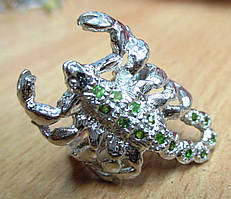 Срібне кільце з хромдіопсидами "Скорпіон", розмір 17