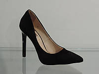 Туфли женские замшевые на шпильке черные