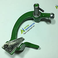 Важіль вязального апарату, утримувач шпагату з пальцем D-16 мм. (Новий тип) AE39974