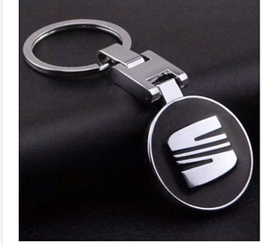 Брелок з логотипом Suzuki, фото 1