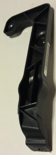 Кронштейн (кріплення) заднього бампера правий (праве) нижній (нижній) пластиковий GM 1406109 13283142 OPEL Astra-J 5 door hatch (хечбек) до 2013 року, фото 1