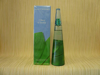 ISSEY MIYAKE