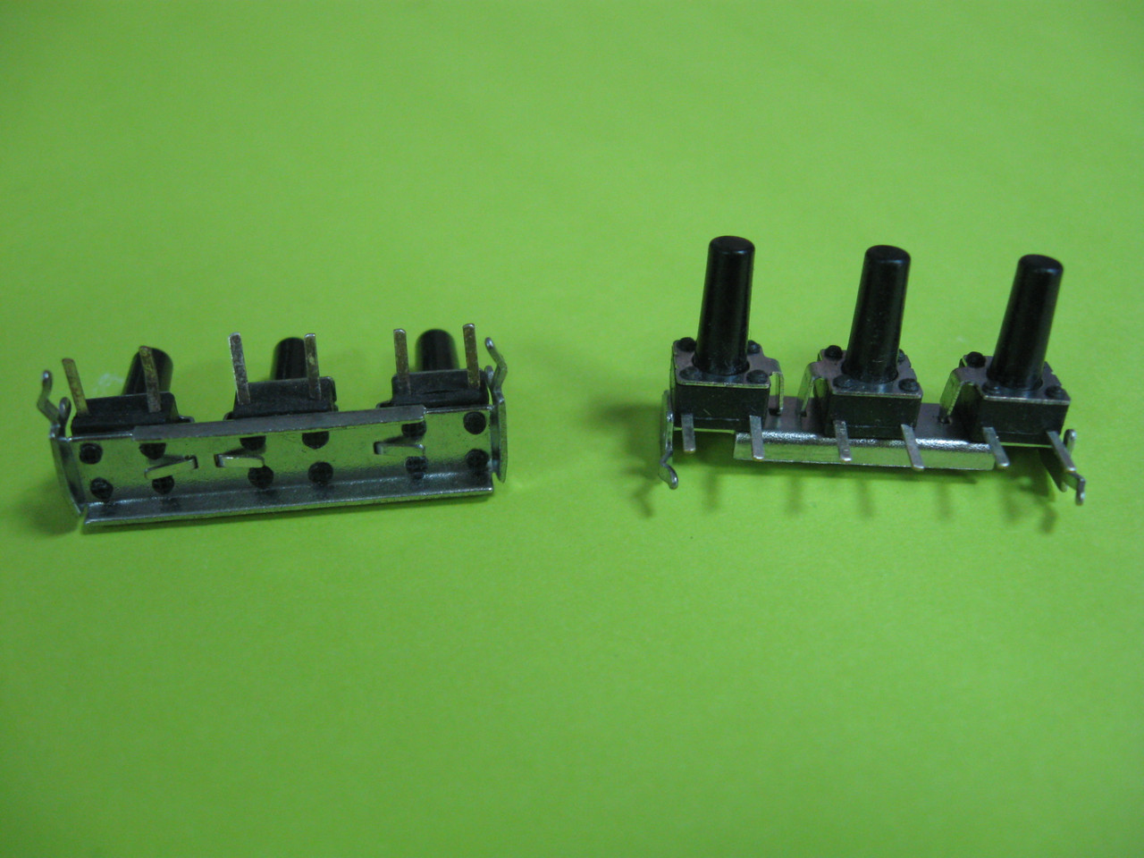 Три кнопки тактовые 6x6x12 mm SMD 3pin на планке - фото 1 - id-p448917360
