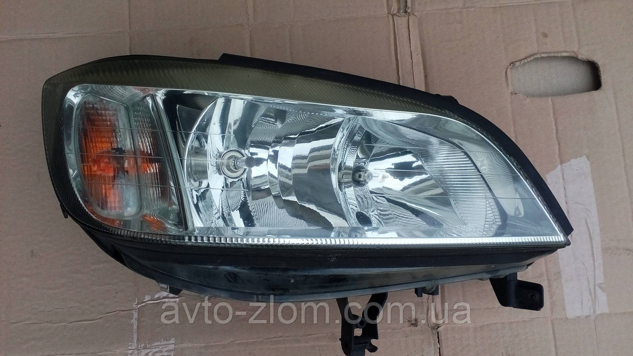 Правая фара Opel Zafira A, Опель Зафира А. - фото 1 - id-p511358493