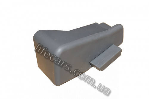 

Накладка салазок сидения передняя левая Chery Amulet (A15-6800063BC)