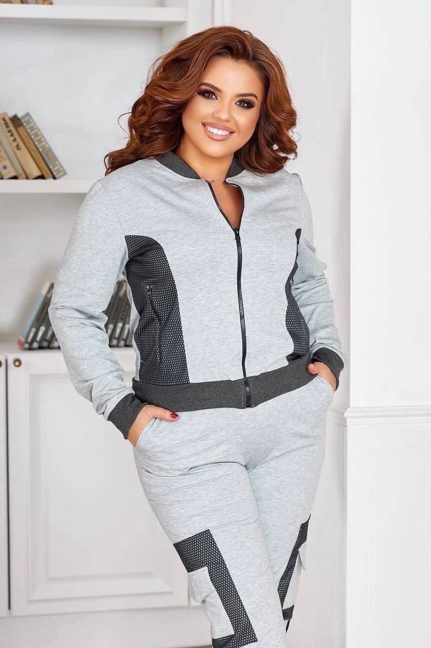 

Весенний прогулочный костюм кофта на молнии и брюки с накладными карманами 50 52 54, Серый
