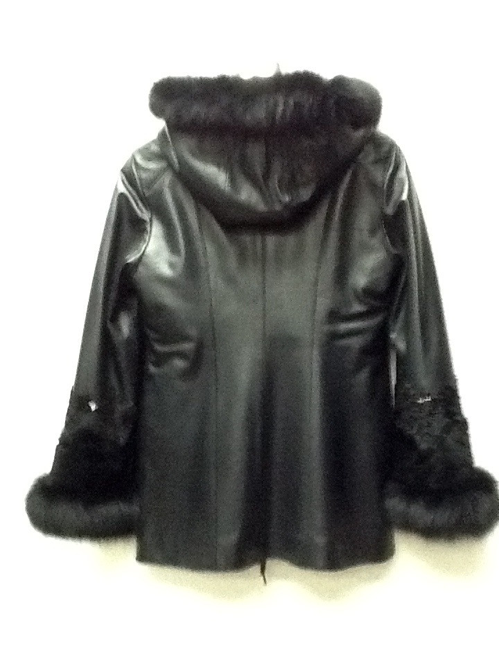 Кожаная женская куртка с капюшоном с мехами на съемной подстежке - фото 3 - id-p511742894