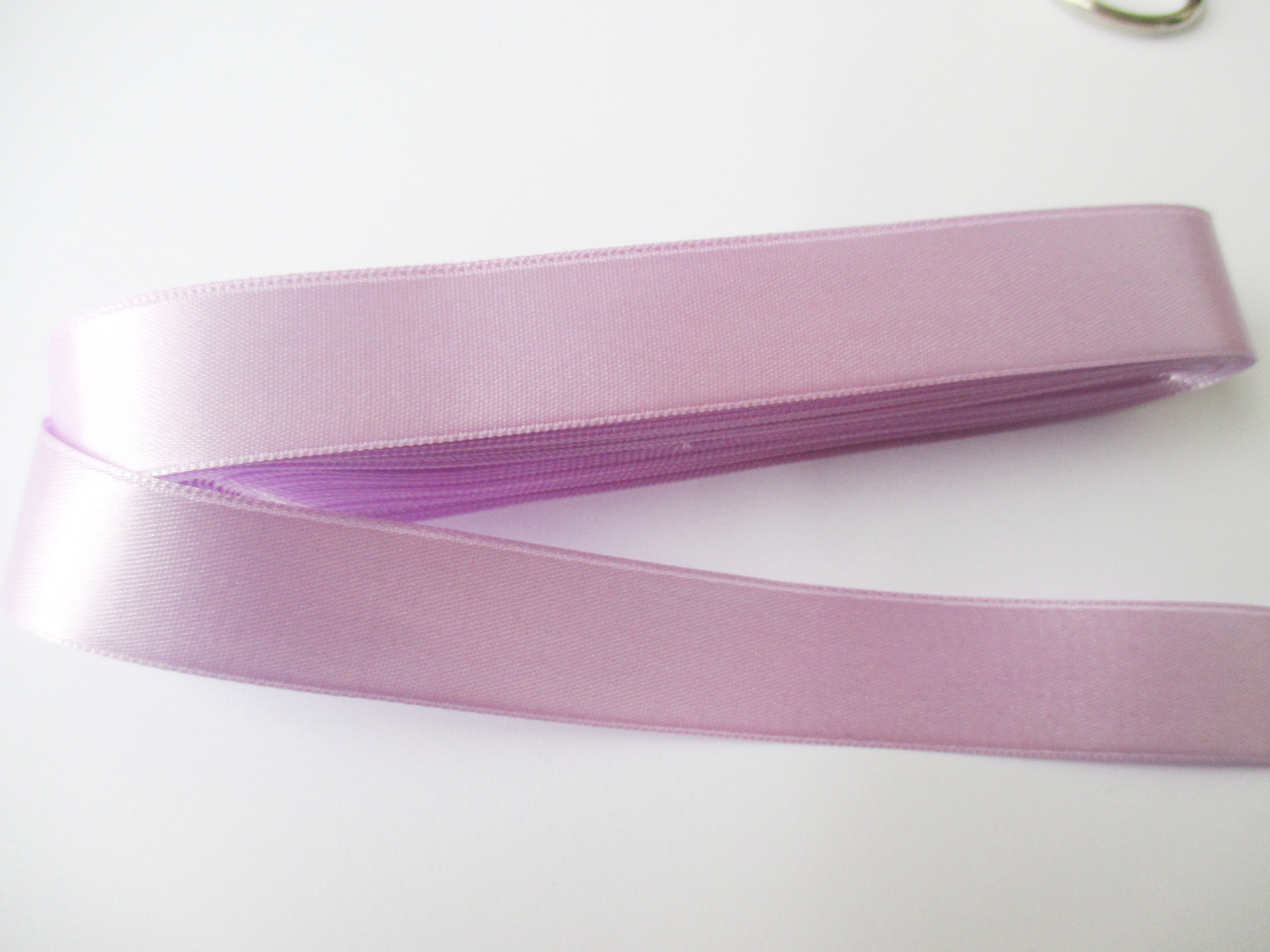 Стрічка атласна двостороння 2 см ( 10 метрів), бузкова світла Н-02-032