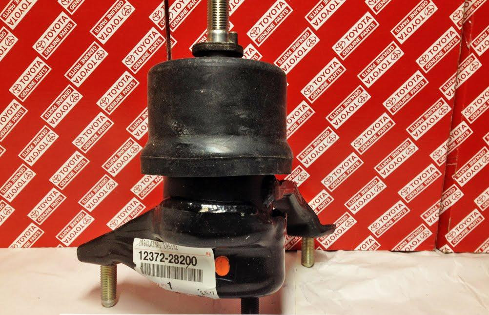 Подушка двигуна ЛАВА Toyota Camry 2,4 12372-28200
