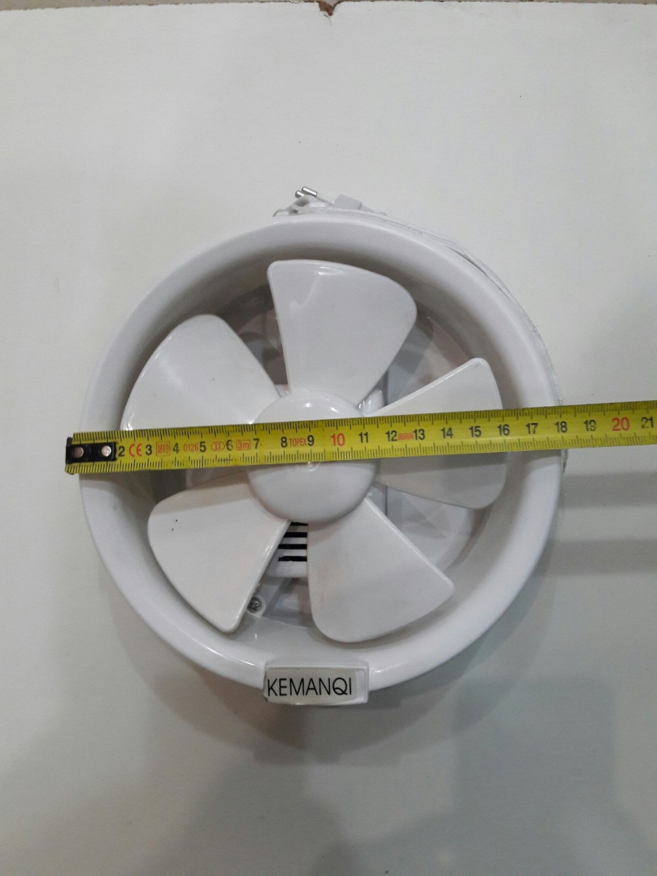 Вентилятор Kemanqi (180 х 180 мм)