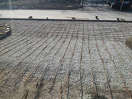 Раскладывание арматуры.