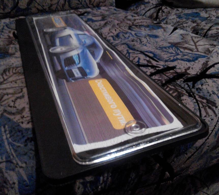 

Рамка для номера номерного знака под стеклом КЛАССИЧЕСКАЯ