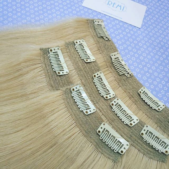 Накладне натуральне волосся на шпильках