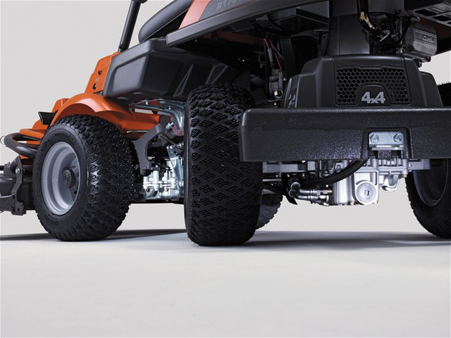 Kanzaki K574 гідростатична трансмісія садового райдера Хускварна