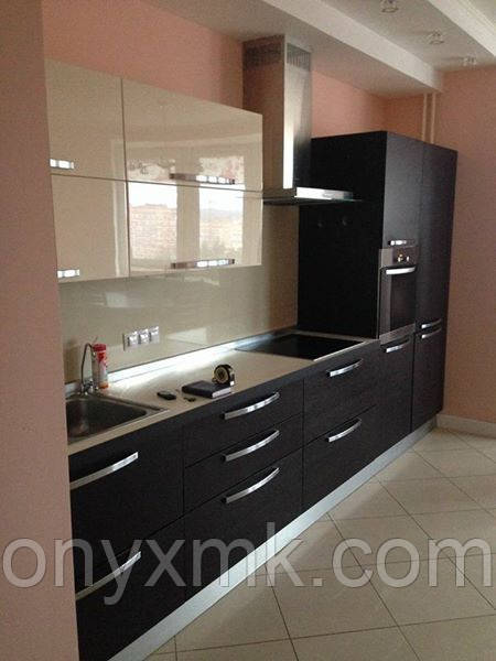 Кухня — поєднання дерева венге та білого глянцю, фото 1