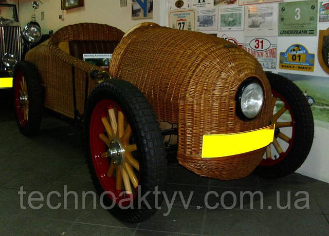 1928 год - Hanomag - первый автомобиль модели 2 10 ps korb