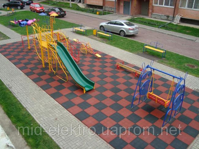 Покриття з гумової крихти для спортивних майданчиків. Гумова плитка 1000х1000 мм. Товщина 30 мм Вага 24.5 кг