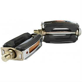 Педалі для велосипеда. У металевій обоймі. Педалі вело. Педаль велосипед. Велопедалі. Велосипедні педалі.