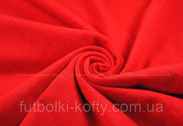 Червона жіноча футболка з V-подібним вирізом