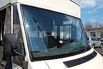 Изготовление и замена лобового стекла на микроавтобусе Volkswagen LT 46 A в Никополе (Украина) 6