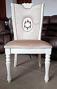 Стілець обідній з масиву гевеї для вітальні або кухні в класичному стилі Братислава Sof, колір білий