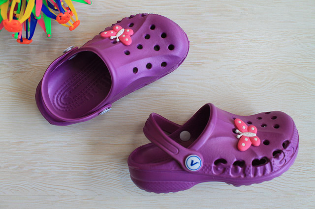 Дитячі крокси фіолетові style-baby.com