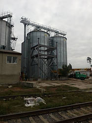 Буферные металлические силоса с встроенной вентилируемой воронкой, Александровка, Кировоградская обл.