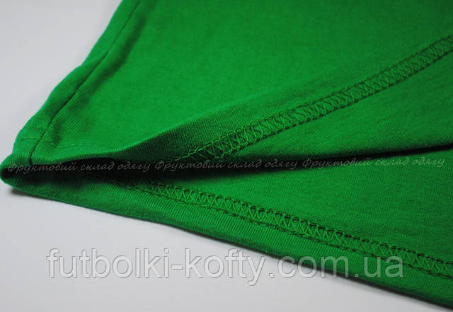 Яскраво-зелена м'яка жіноча футболка 