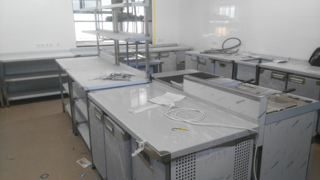 Стол холодильный DGD