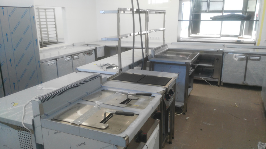 Столы и мойки из нержавейки