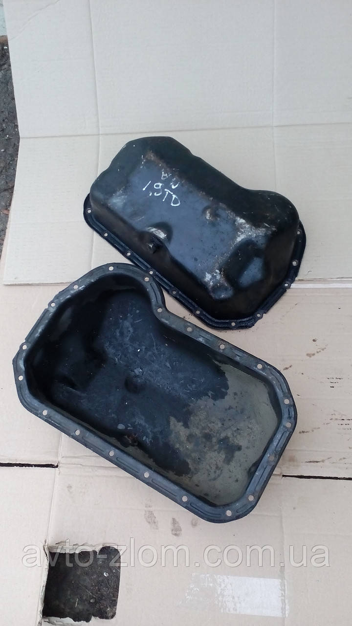 Піддон двигуна Volkswagen Passat B-3, B-4, Golf-3, Vento.