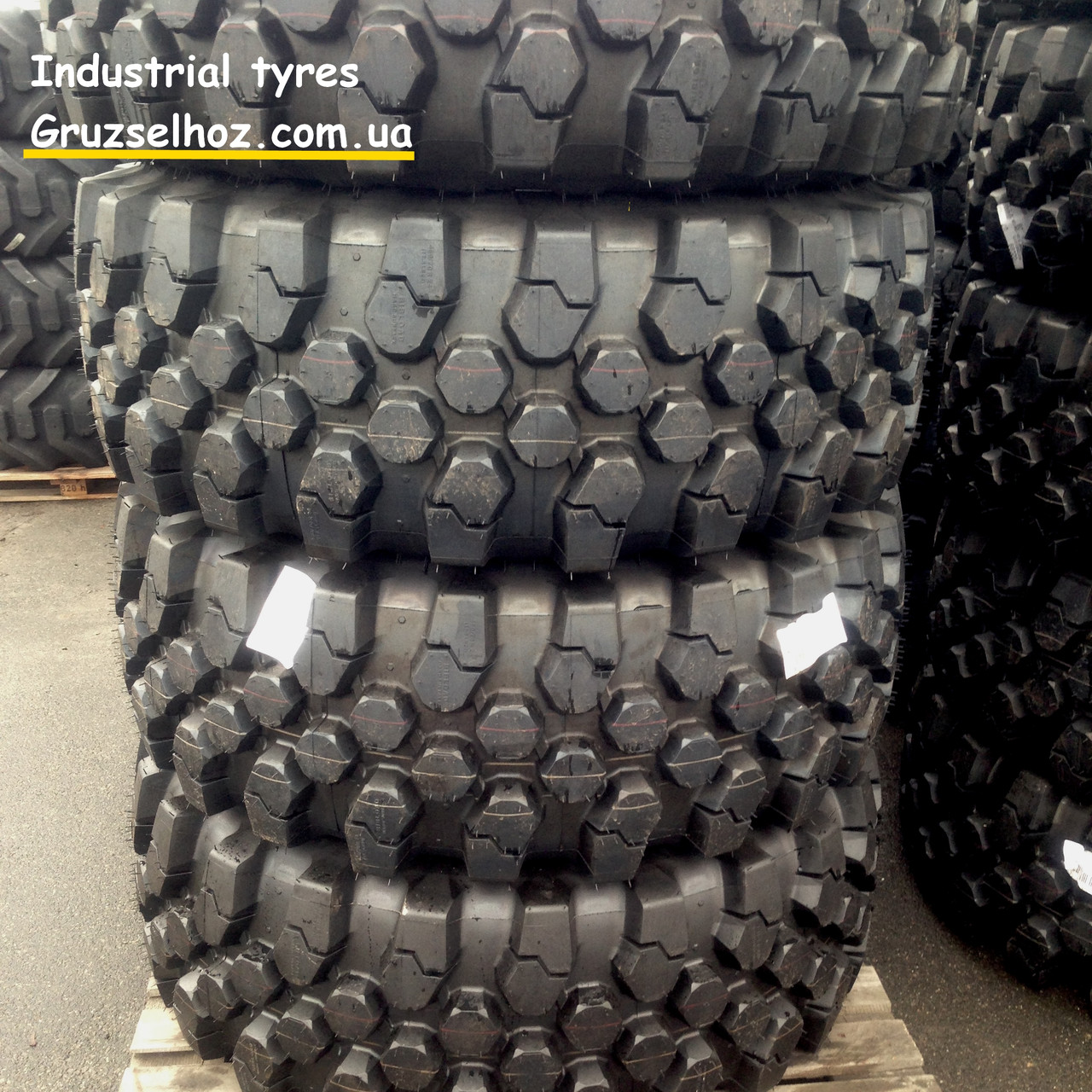 Шини 440/80R28 Michelin BIBLOAD (16.9R28) 