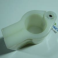 Кріплення пальця шнека AH107066 жниварки роздільне - 90х52х45мм.