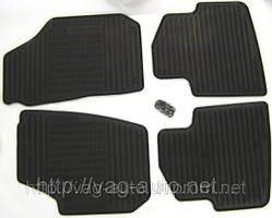 Килимки в салон гумові комплект Roomster