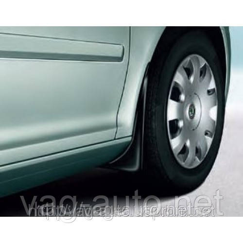 Бризковики передні Octavia A5 FL
