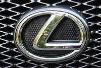 Lexus признан самым роскошным автомобильным брендом 2011 года