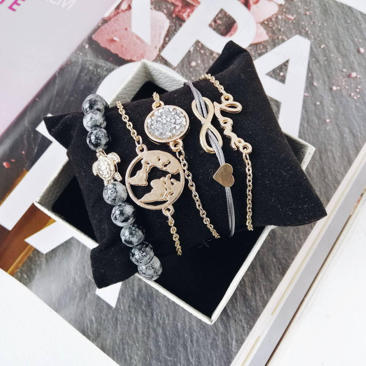 

Браслет женский на руку