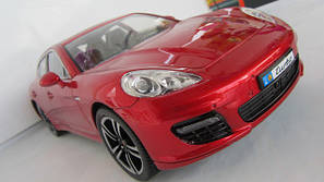 Радіокеровані іграшки