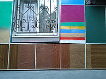 Мыть окрашенные поверхности с моющими средствами можно не раньше, чем спустя 7-8 дней после покраски.