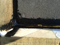 Для обеспечения вентиляции стен и отражения инфракрасного теплового излучения надо монтировать теплоизоляцию на расстоянии от стены 3-5 см., герметично и без щелей. 