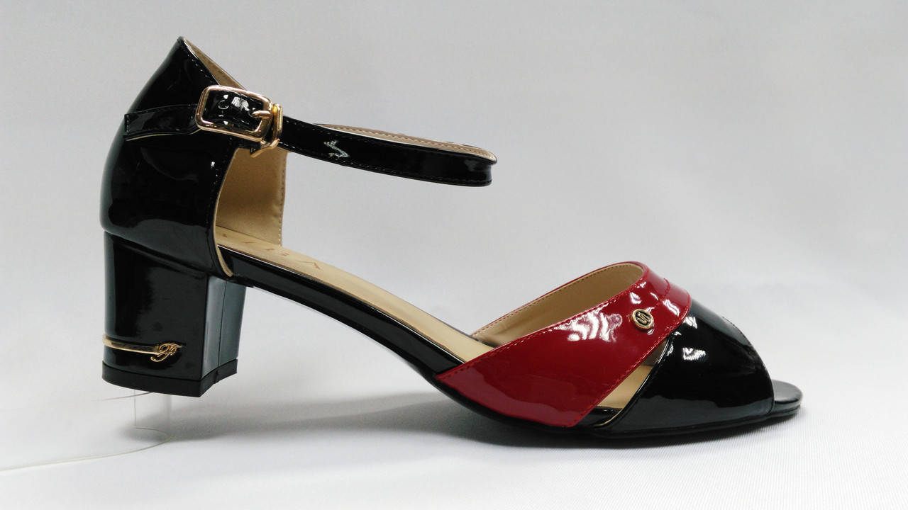 Босоніжки на низьких підборах. Великі ( 41, 42) розміри., фото 1