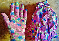 Женские трикотажные перчатки с точкой. Рабочие.